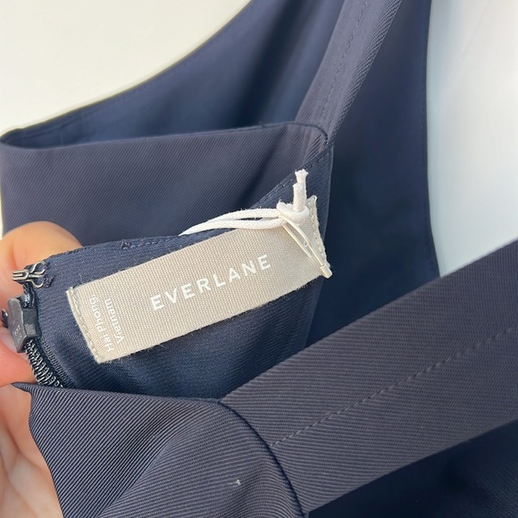 The Japanese GoWeave Essential
Jumpsuit sleeveless wide leg
 Size 6 Navy - Picture 10 of 11